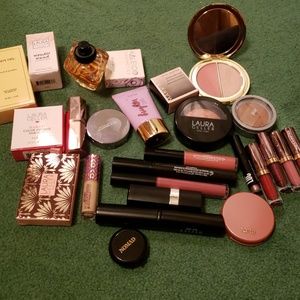 Makeup lot